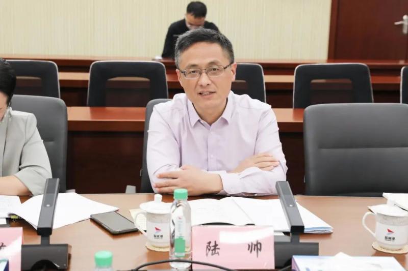 dbdc3867a162b643d99bca7c14dc3239.jpg dbdc3867a162b643d99bca7c14dc3239.jpg