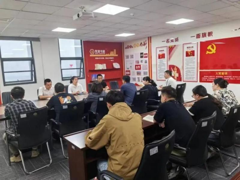 4cbebdc32bed7e548b77dcf38f9e4189.jpg 4cbebdc32bed7e548b77dcf38f9e4189.jpg